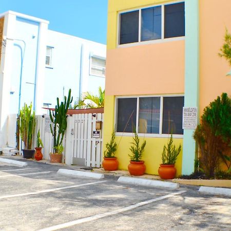Hollywood Beachfront House Екстериор снимка