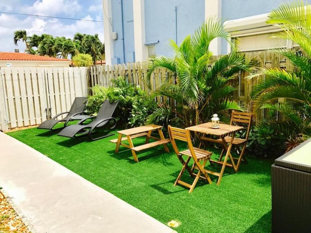 Hollywood Beachfront House Екстериор снимка