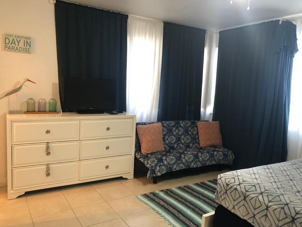 Hollywood Beachfront House Екстериор снимка