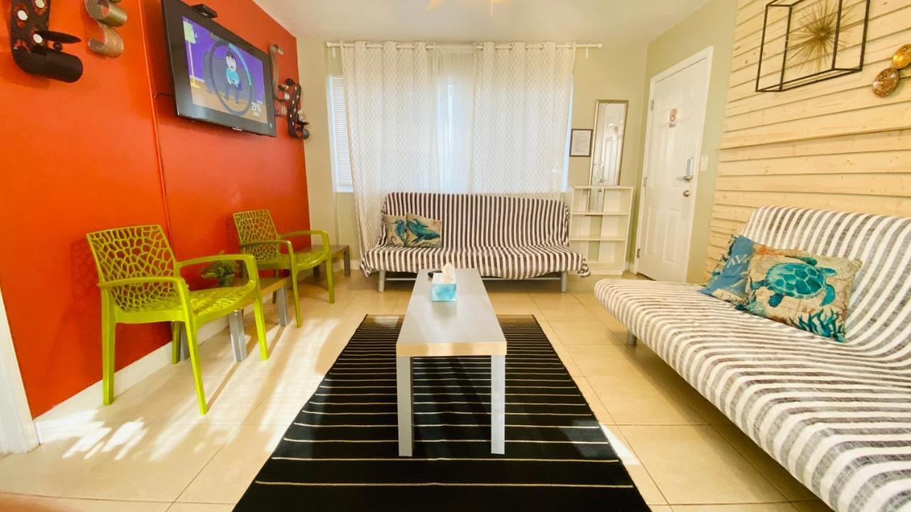 Hollywood Beachfront House Екстериор снимка