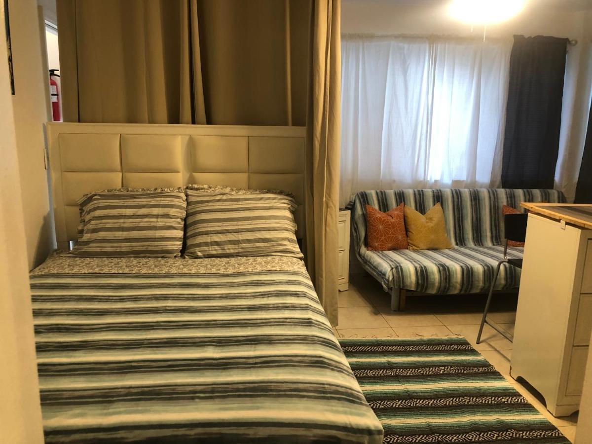 Hollywood Beachfront House Екстериор снимка