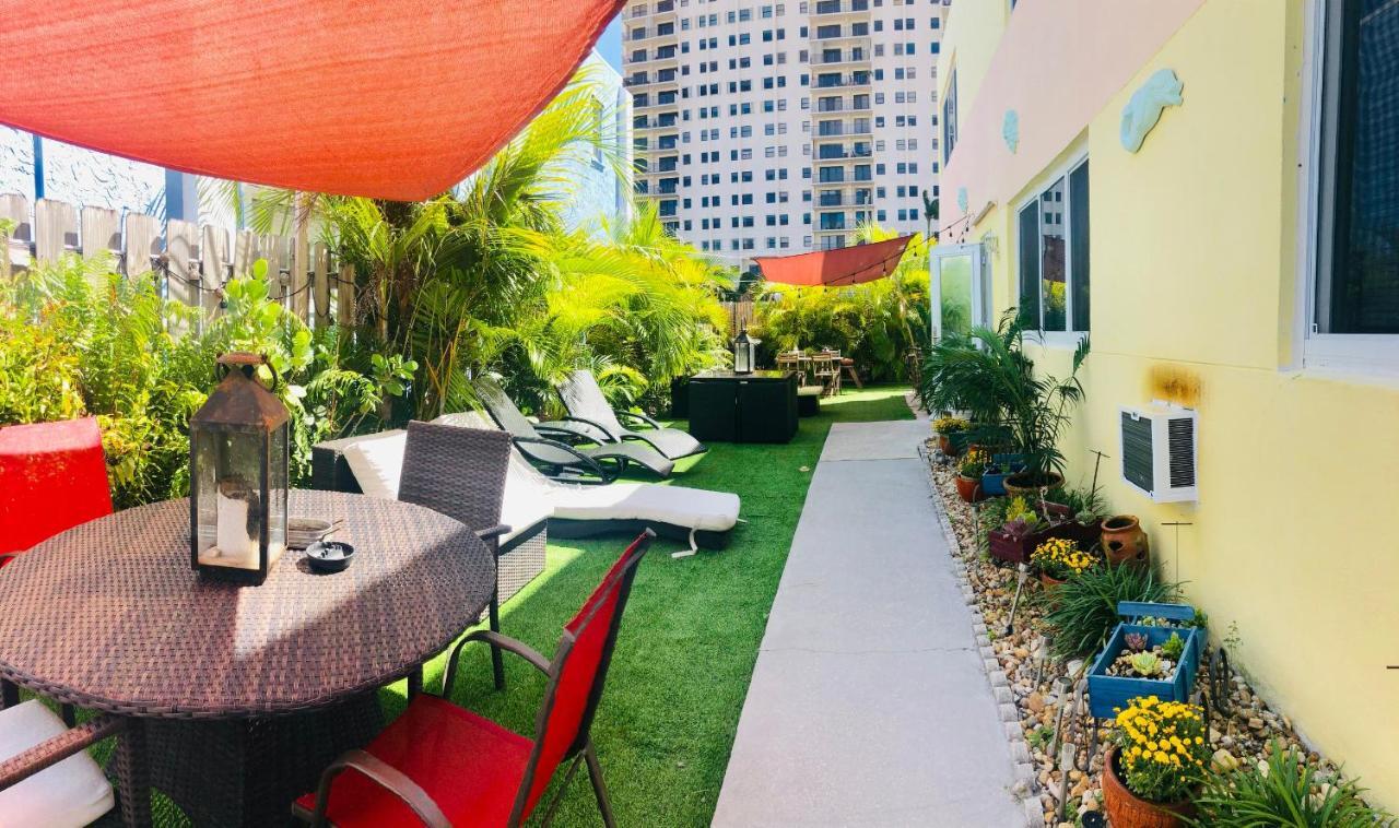 Hollywood Beachfront House Екстериор снимка